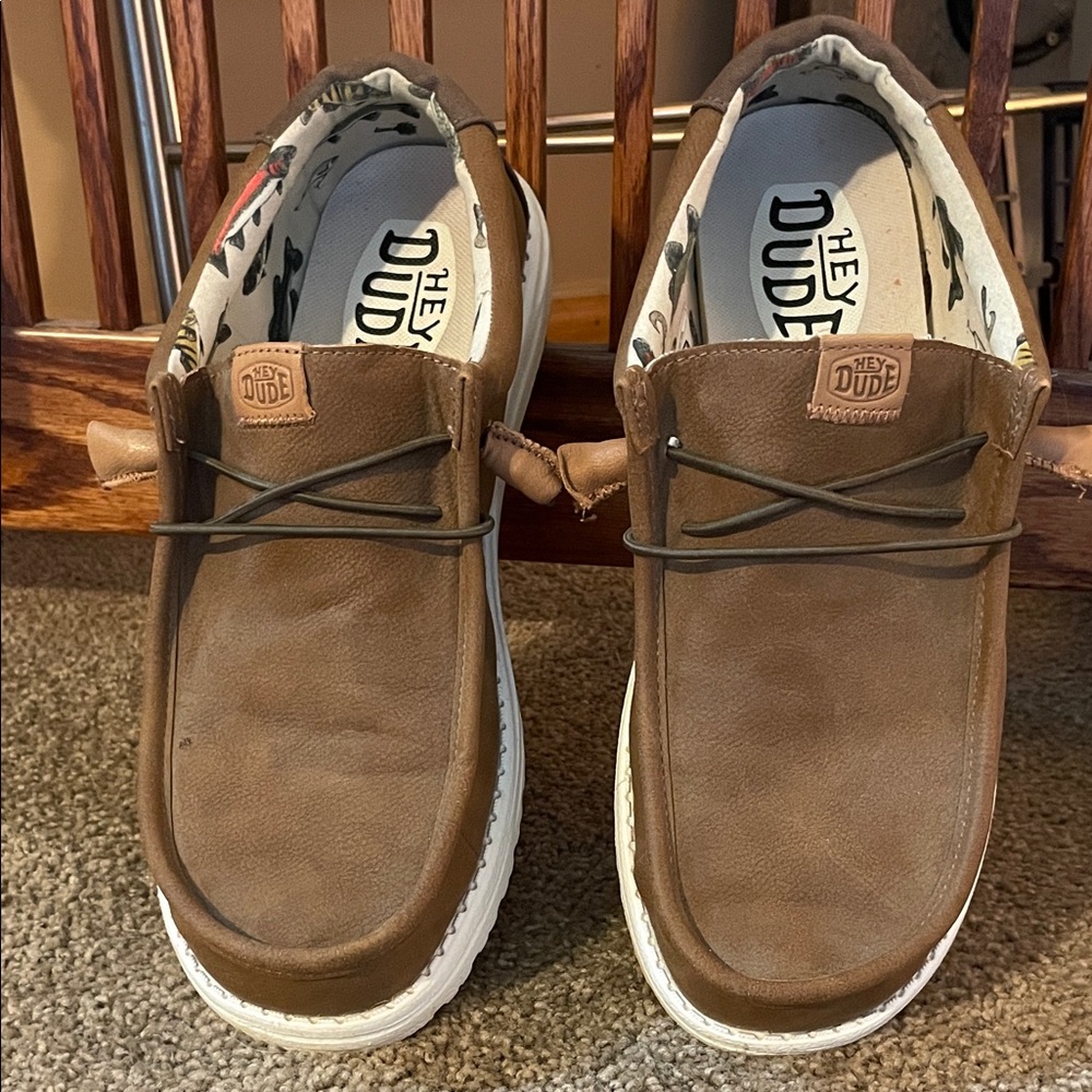 Hey Dude Men's Tan Loafers